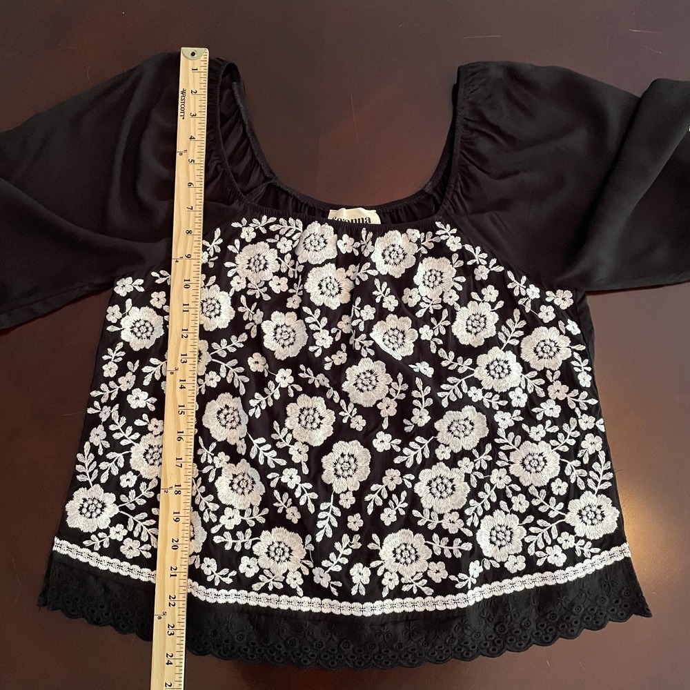 Savanna Jane Floral Embroidered Blouse Black Sz S Boho Western Eyelet Scalloped - Picture 9 of 9